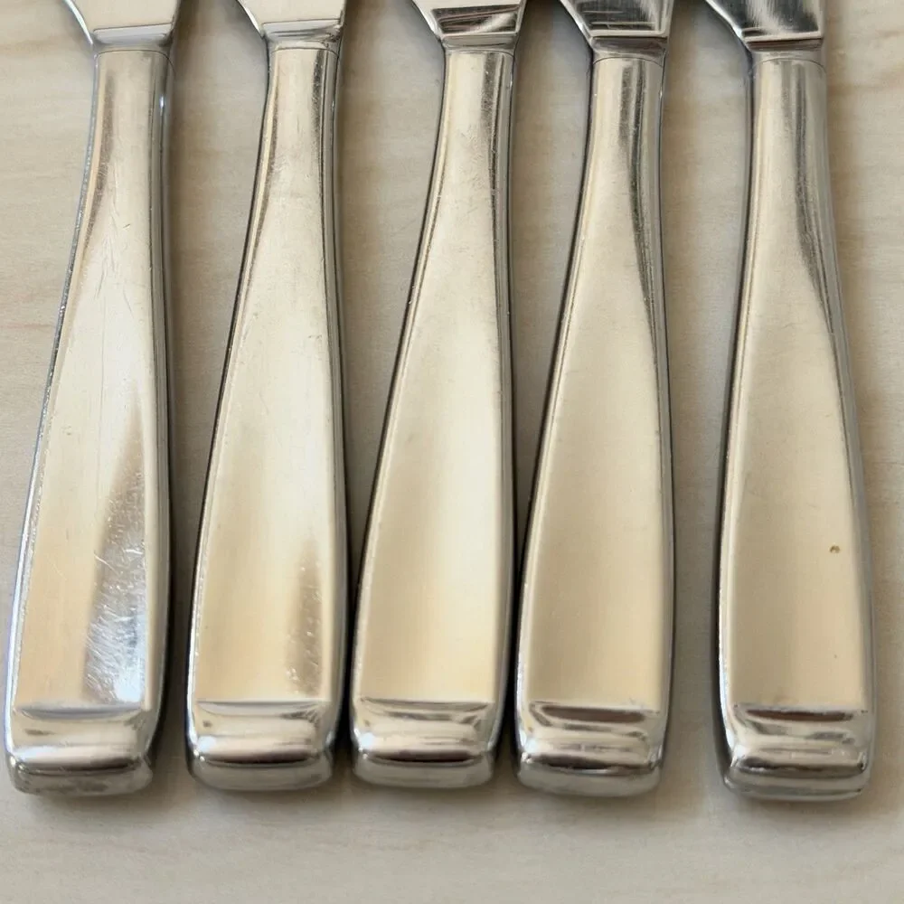 5pc Oneida USA Forte Heirloom Dinner Knives 9 1/2” Stainless
